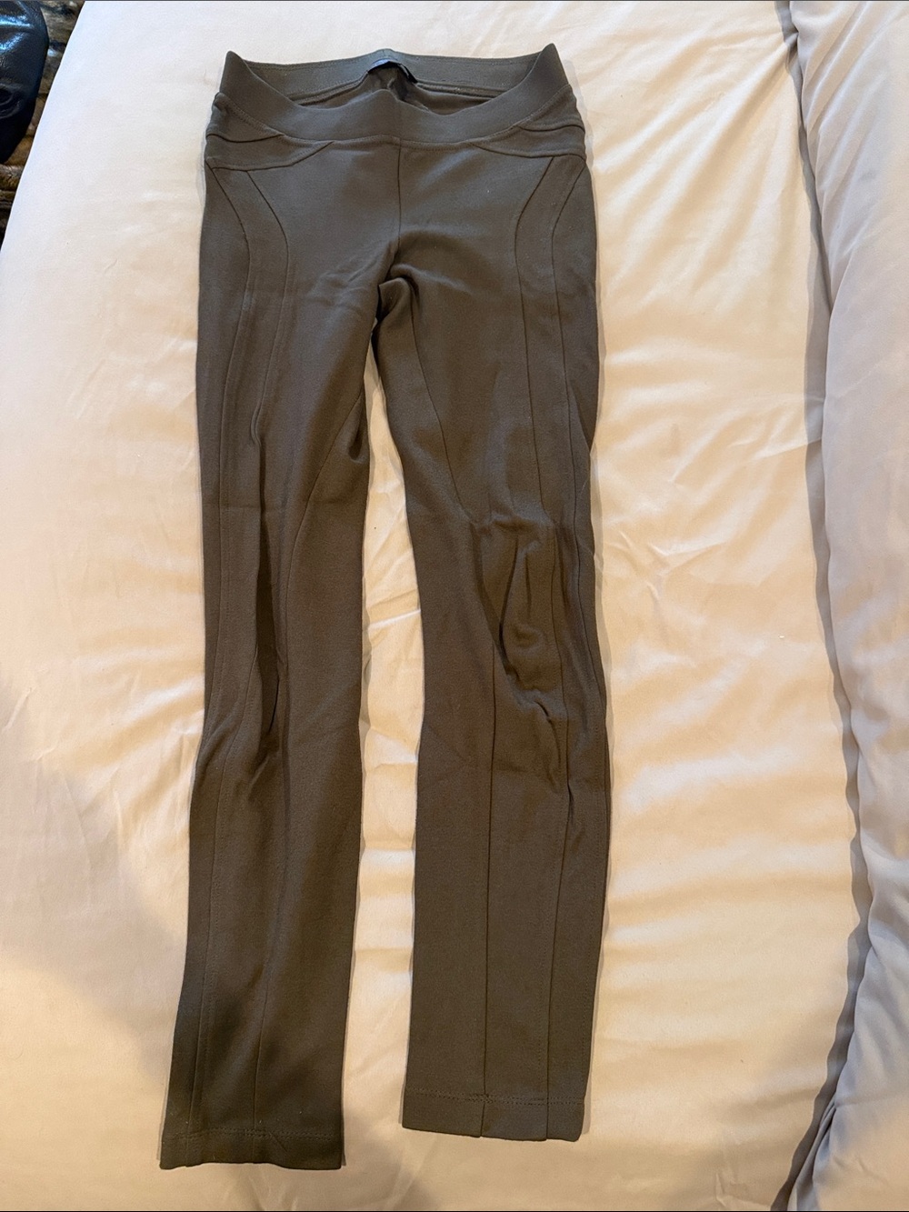 Hale Bob Olive Sculpting Leggings